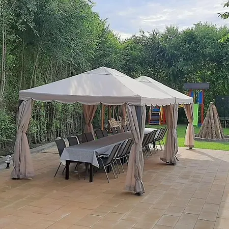 Pensiunea Emris Guest house Spatac